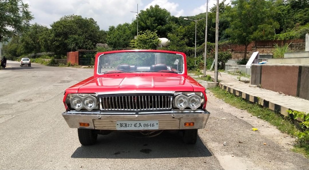 Vintage Car for Udaipur Sightseeing Tour Packages