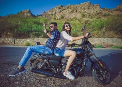 bike-rent-for-pre-wedding-shoot2