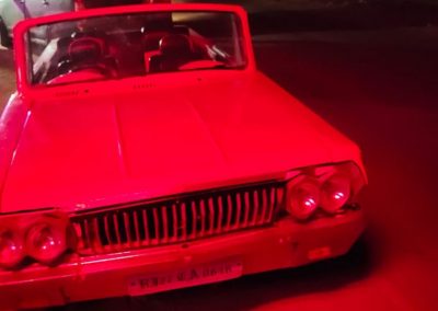 vintage-car-for-wedding-entry